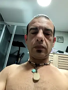 Snapshot of FotografoPollon chatting on 02-01-25, 04:22 FotografoPollon online show from 02-01-25, 04:22