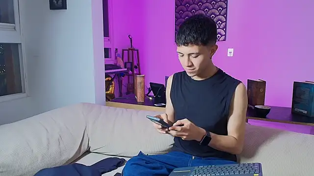 Justyn Ross online show from 09-11-25, 12:44