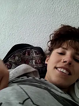 Lyrass online show from 03-08-25, 02:51