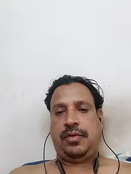 Snapshot of Raj1043 chatting on 12-22-24, 10:49 Raj1043 online show from 12-22-24, 10:49