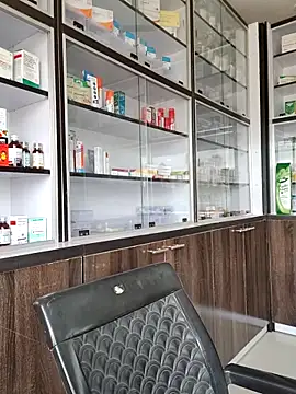 Raj1043 online show from 12-17-25, 05:24