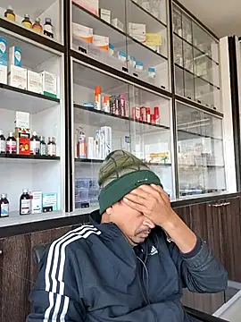 Snapshot of Raj1043 chatting on 01-15-26, 06:29 Raj1043 online show from 01-15-26, 06:29