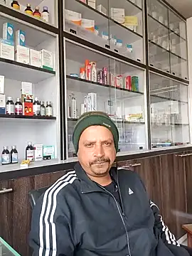 Snapshot of Raj1043 chatting on 01-19-26, 06:28 Raj1043 online show from 01-19-26, 06:28