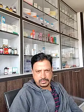 Snapshot of Raj1043 chatting on 02-02-26, 06:45 Raj1043 online show from 02-02-26, 06:45