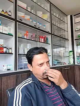 Snapshot of Raj1043 chatting on 02-08-26, 09:23 Raj1043 online show from 02-08-26, 09:23