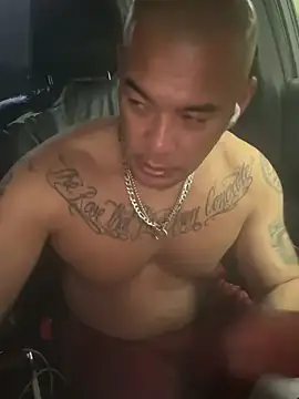 Snapshot of EatMyCake831 chatting on 01-31-25, 08:43 EatMyCake831 online show from 01-31-25, 08:43