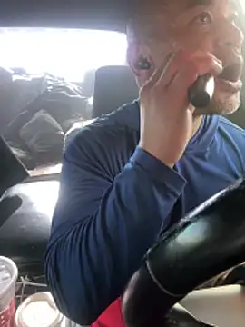 EatMyCake831 online show from 12-17-25, 06:58