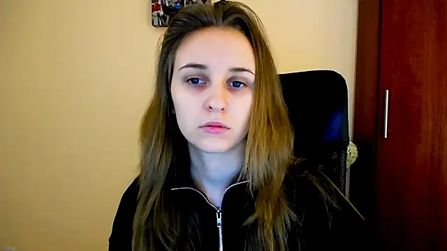 Snapshot of _Nicole_new chatting on 01-06-25, 01:08  Nicole new online show from 01-06-25, 01:08