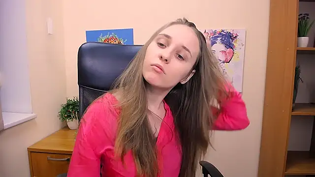 Snapshot of _Nicole_new chatting on 02-25-25, 12:34  Nicole new online show from 02-25-25, 12:34