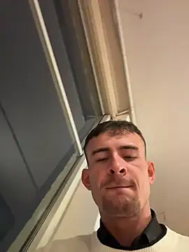 Snapshot of eddy355 chatting on 11-05-25, 07:03 eddy355 online show from 11-05-25, 07:03