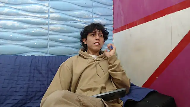 Felipe Browns online show from 01-06-25, 01:30