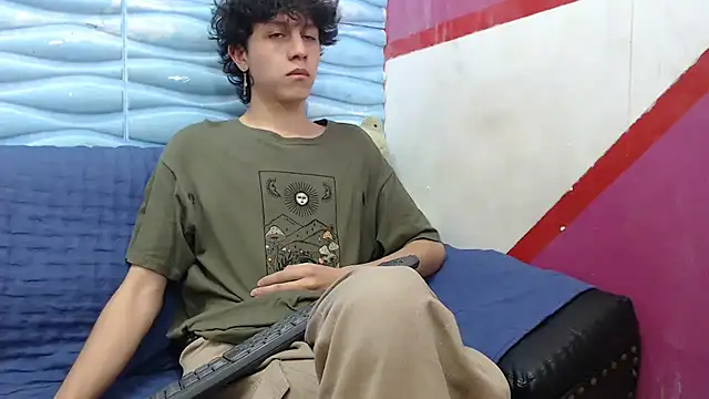 Felipe Browns online show from 01-07-25, 01:14