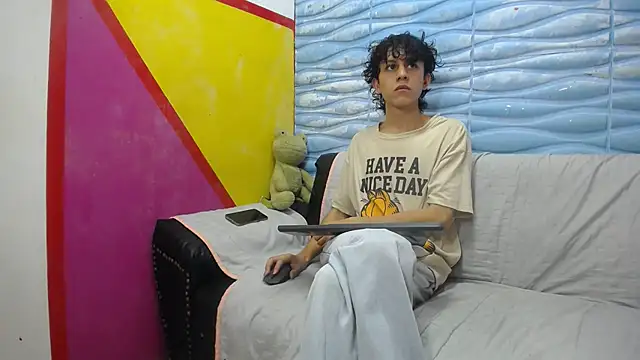 Felipe Browns online show from 01-30-25, 01:31
