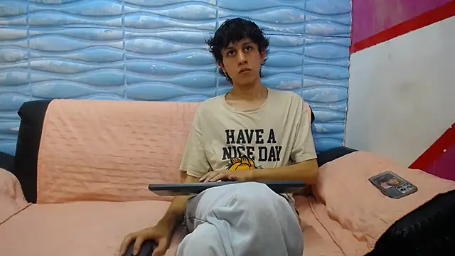 Felipe Browns online show from 02-07-25, 01:11