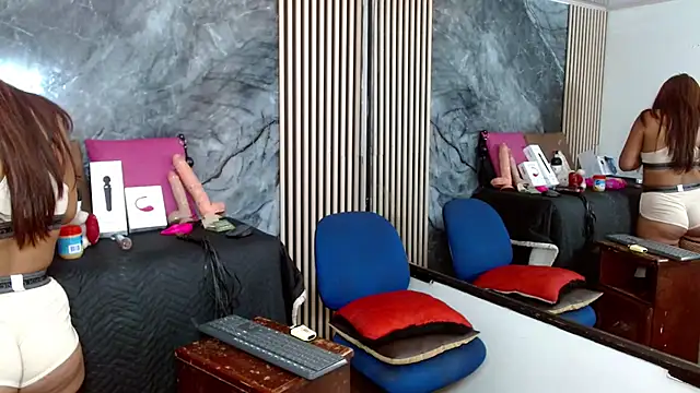 Isalombardi online show from 03-20-25, 02:40