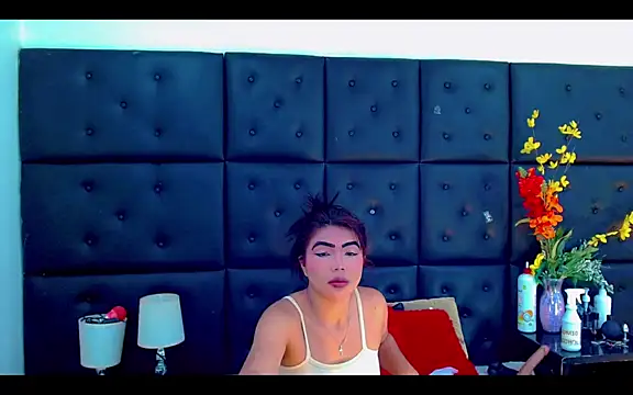 Isalombardi online show from 02-27-26, 02:55