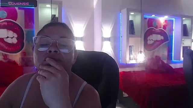 sexy lady 0 online show from 11-10-25, 08:41