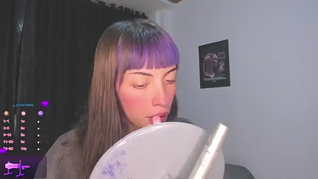 MiaGoth  online show from 10-08-25, 01:58