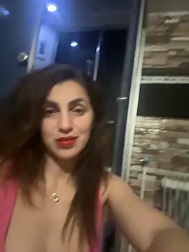 EmaSkyes online show from 11-11-25, 07:36