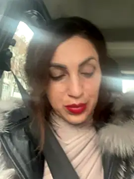 EmaSkyes online show from 11-20-25, 09:42