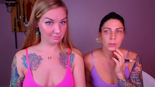 Carrie Moonshine online show from 10-09-25, 07:12