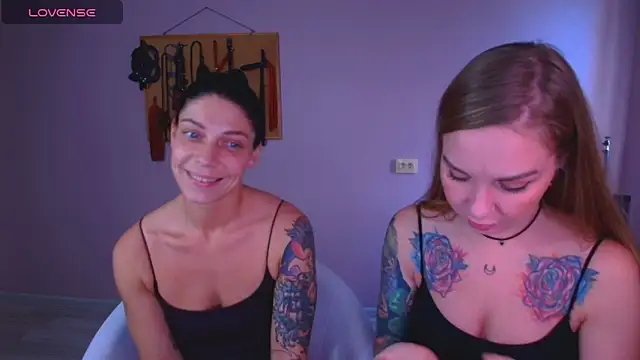 Carrie Moonshine online show from 11-04-25, 12:26