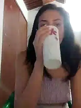 aurelialux online show from 02-08-25, 09:15