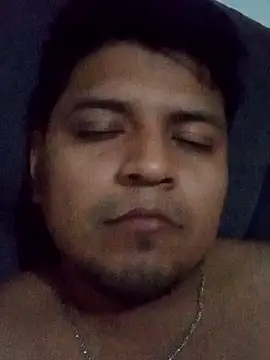 ellupe0829 online show from 11-12-25, 10:41