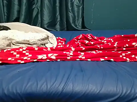 Snapshot of krissraw chatting on 11-09-25, 09:02 krissraw online show from 11-09-25, 09:02