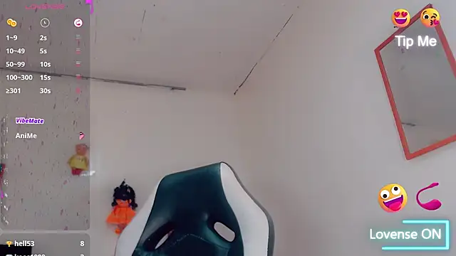 Snapshot of Oriana_braom chatting on 02-19-26, 10:39 Oriana braom online show from 02-19-26, 10:39