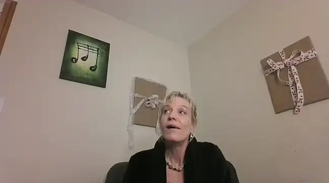 AddieAssets online show from 12-23-24, 07:28