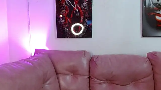 hinataleecs online show from 11-24-25, 09:14