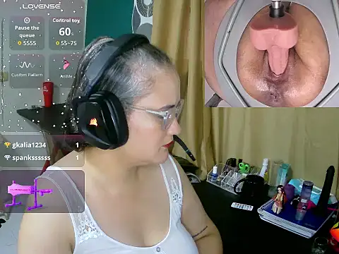 Snapshot of lolalicious_7583 chatting on 03-02-26, 09:32 lolalicious 7583 online show from 03-02-26, 09:32