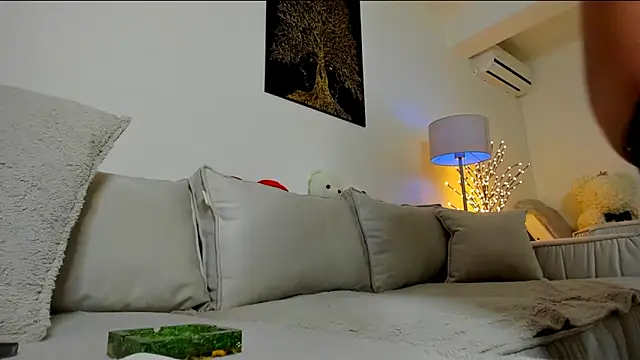 Queenofyouredreams online show from 02-02-25, 10:28