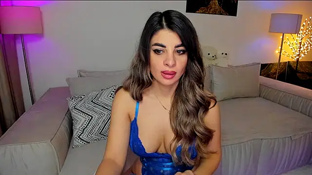 Queenofyouredreams online show from 02-11-25, 12:49