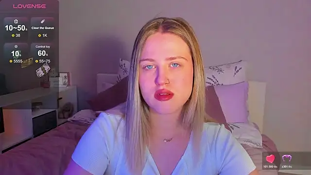 Snapshot of _Sarah_Soul_ chatting on 10-20-25, 12:22 Sarah Soul online show from 10-20-25, 12:22