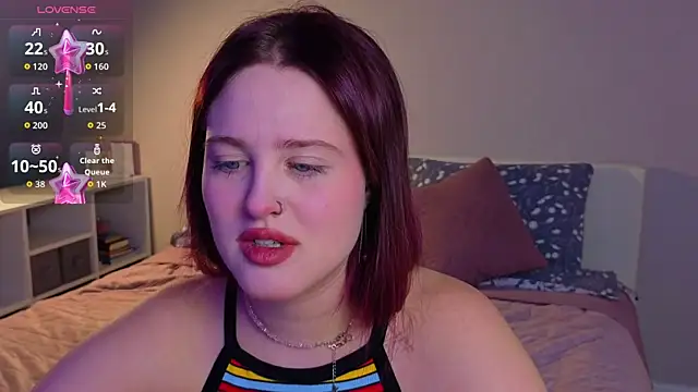 Snapshot of _Sarah_Soul_ chatting on 12-22-25, 11:24 Sarah Soul online show from 12-22-25, 11:24