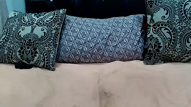 FantasygirlXxx  online show from 12-07-24, 01:36