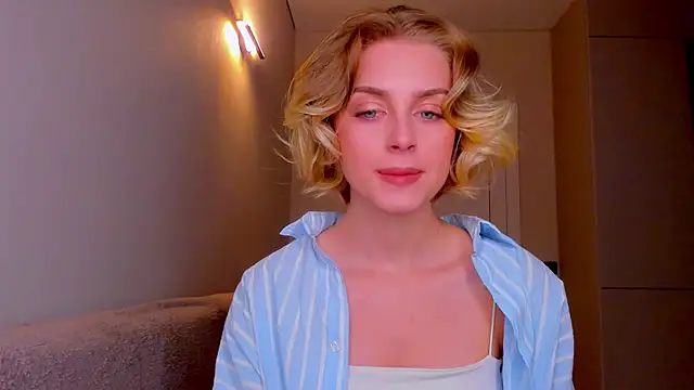 Snapshot of pretty_girlnextdoor chatting on 03-09-25, 05:06 pretty girlnextdoor online show from 03-09-25, 05:06