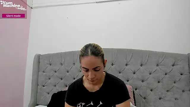 Valesskahall online show from 11-28-25, 12:19