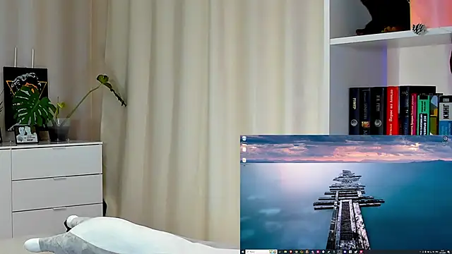 callmetori online show from 12-30-24, 11:26