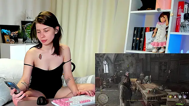 callmetori online show from 01-25-25, 12:37