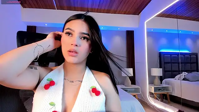 Tifanny Jhoson online show from 09-17-25, 10:22
