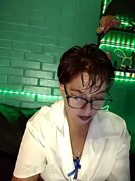 Snapshot of TRISH_MILF chatting on 12-06-24, 01:07 TRISH MILF online show from 12-06-24, 01:07