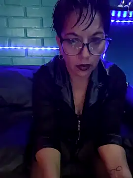 Snapshot of TRISH_MILF chatting on 12-08-24, 02:18 TRISH MILF online show from 12-08-24, 02:18