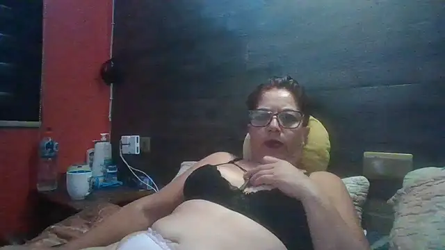 Snapshot of TRISH_MILF chatting on 12-10-24, 09:44 TRISH MILF online show from 12-10-24, 09:44