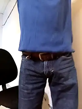 friendsloversex online show from 09-17-25, 06:42