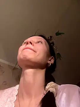 Starry Siren online show from 12-04-25, 03:21