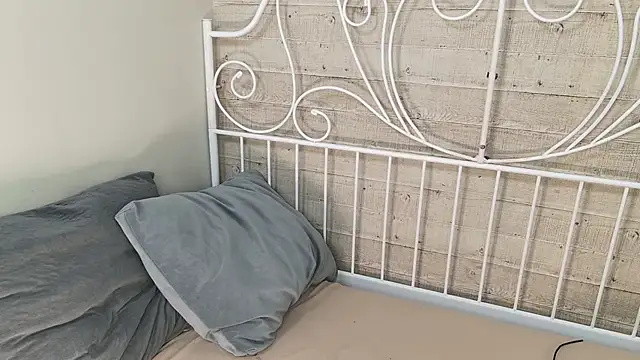 GiselleParton online show from 12-28-24, 02:21