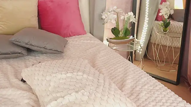 ViolettMoon1 online show from 01-30-25, 06:56